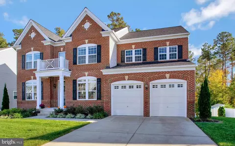 23447 Lilliflora Dr, California, MD 20619