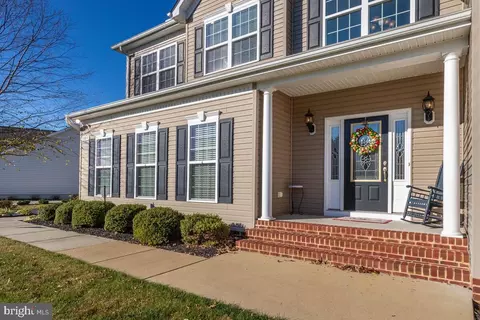 39809 Grandview Haven Dr, Mechanicsville, MD 20659