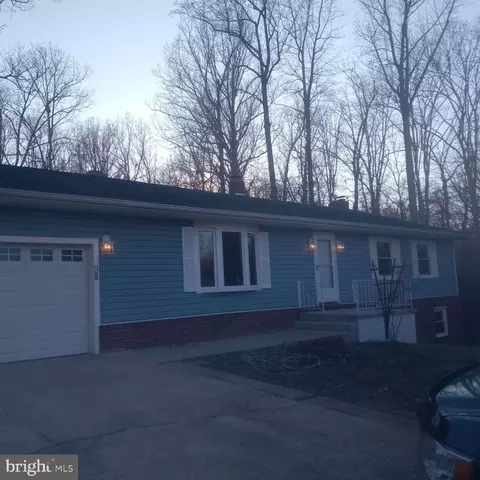 45295 Abell Dr, California, MD 20619