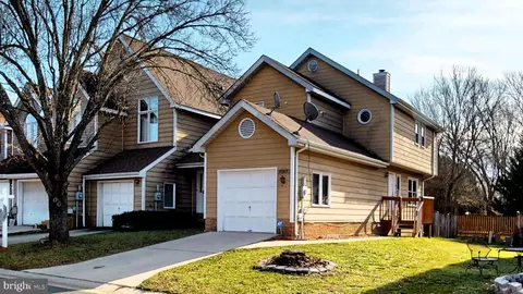 45619 Longfields Village Dr, Great Mills, MD 20634