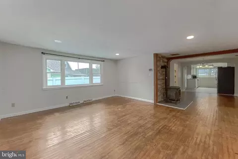 45395 Walnut St, Piney Point, MD 20674 photo 7