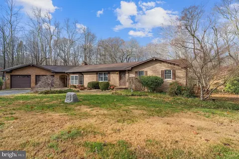 44587 Judy Ct, Hollywood, MD 20636