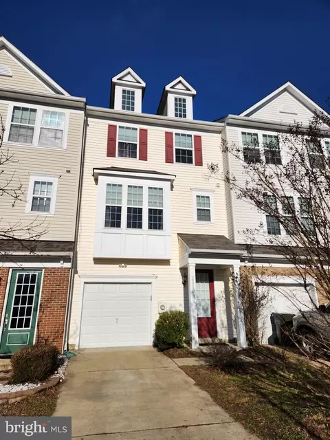 23189 Foxglove St, California, MD 20619