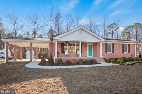 27425 Three Notch Rd, Mechanicsville, MD 20659
