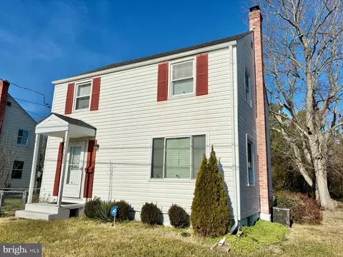 21692 N Essex Dr, Lexington Park, MD 20653