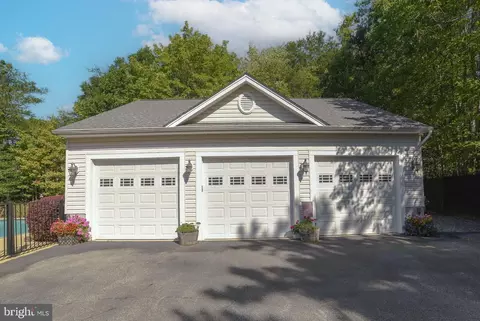 18760 Vernon Ct, Drayden, MD 20630 photo 26