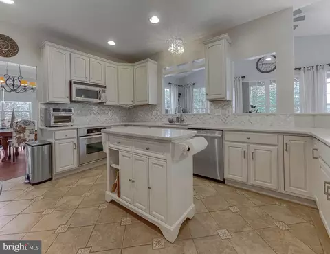 18760 Vernon Ct, Drayden, MD 20630 photo 48