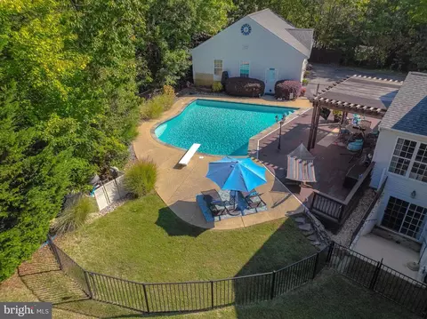 18760 Vernon Ct, Drayden, MD 20630 photo 13
