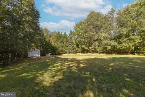 18760 Vernon Ct, Drayden, MD 20630 photo 22
