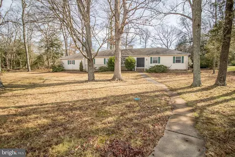 22106 Society Hill Rd, Leonardtown, MD 20650