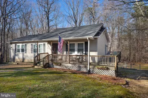 42820 Lytle Ln, Leonardtown, MD 20650