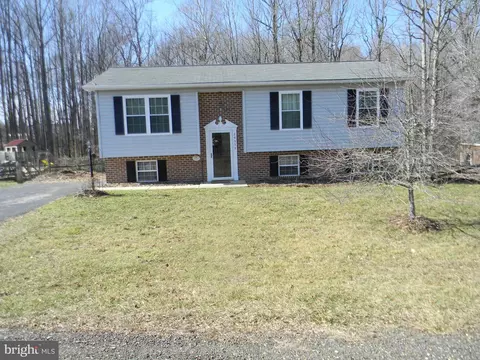 29553 Edison Ct, Mechanicsville, MD 20659