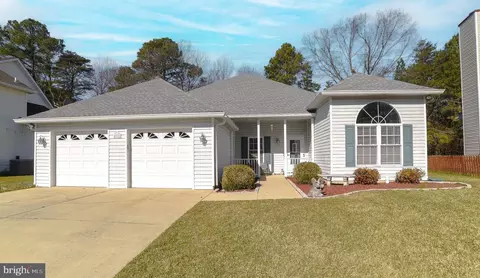 48232 Keel Dr, Lexington Park, MD 20653