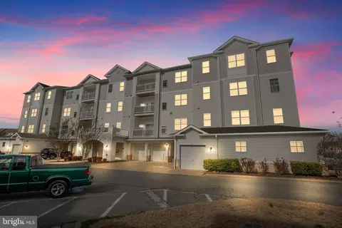 23530 F D R Blvd #201, California, MD 20619