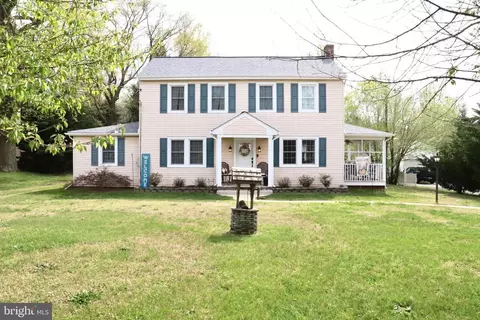 28065 Old Village Rd, Mechanicsville, MD 20659