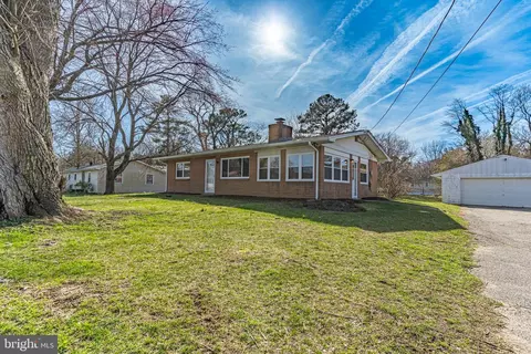 29951 Ronald Dr, Mechanicsville, MD 20659