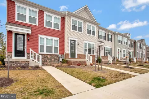 23385 Sugar Pine Ln, California, MD 20619