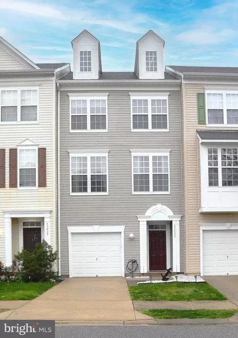 43635 Marguerite St, California, MD 20619