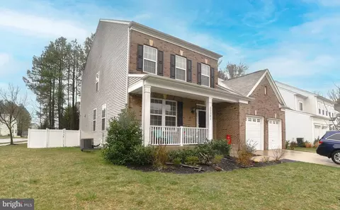 23381 Lilliflora Dr, California, MD 20619