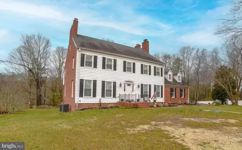 28027 Feather Ct, Mechanicsville, MD 20659