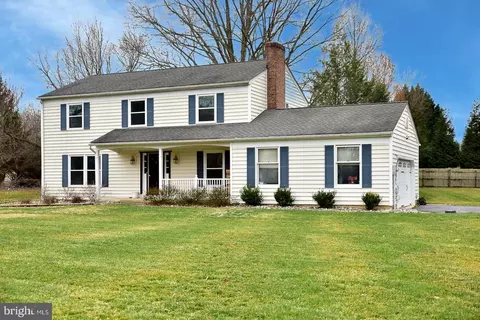 45289 Scotch Neck Rd, Hollywood, MD 20636