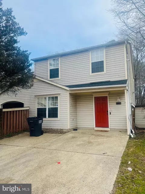 46363 Columbus Dr #801, Lexington Park, MD 20653