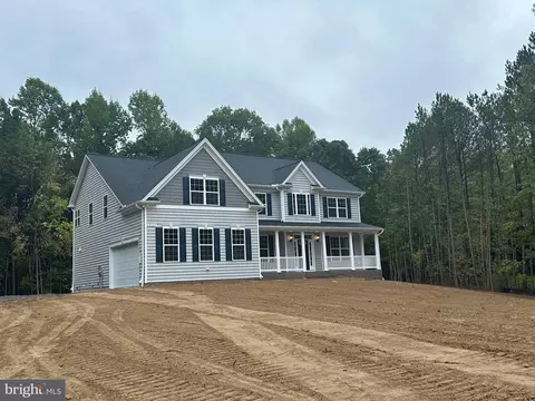 42648 Richly Ln, Hollywood, MD 20636