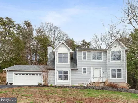 21744 Potomac View Dr, Leonardtown, MD 20650