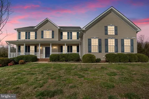 39942 Grandview Haven Dr, Mechanicsville, MD 20659