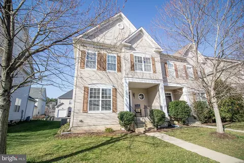 23322 Jonquil Ln, California, MD 20619