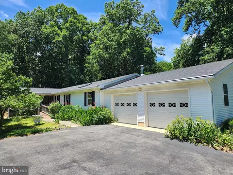 25731 Vista Rd, Hollywood, MD 20636