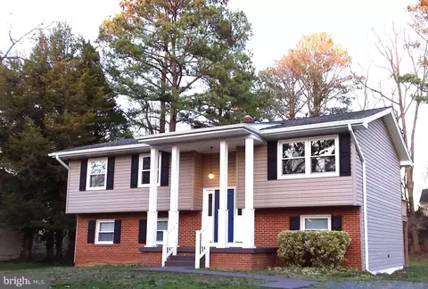 21392 Williams Dr, Lexington Park, MD 20653