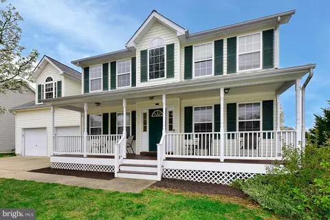 22171 Goldenrod Dr, Great Mills, MD 20634
