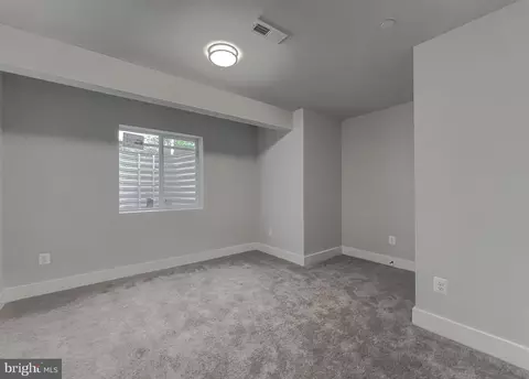 Bedroom - 19106 Windsor Ct, Drayden, MD 20630 photo 4 of 6