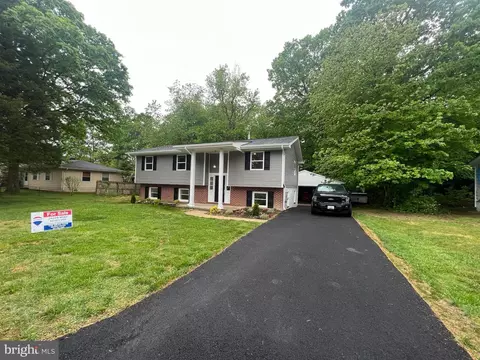 22027 Spring Valley Dr, Lexington Park, MD 20653