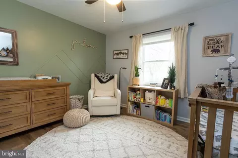 Bedroom - 41740 Eldon Ct, Leonardtown, MD 20650 photo 8 of 10