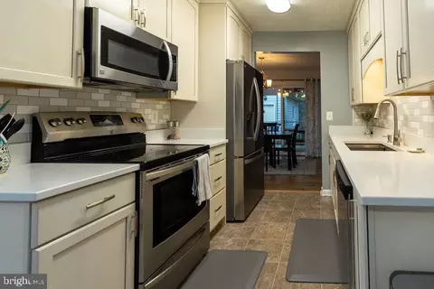 Kitchen - 41740 Eldon Ct, Leonardtown, MD 20650 photo 1 of 9