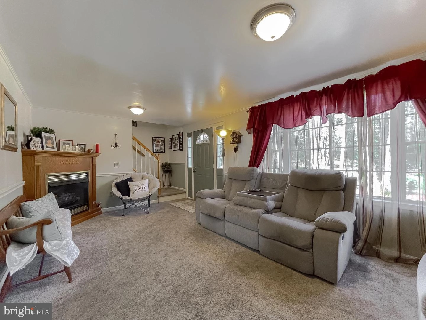 Living - 20840 Aster Dr, Callaway, MD 20620 photo 4 of 7
