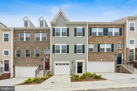 45330 Foghorn Way, California, MD 20619