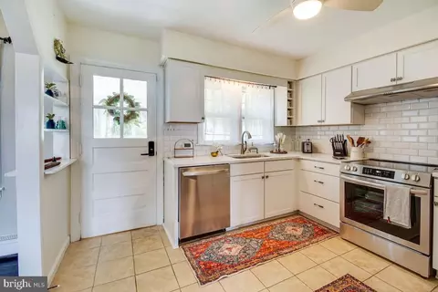 Kitchen - 16434 Piney Point Rd, Piney Point, MD 20674 photo 1 of 3