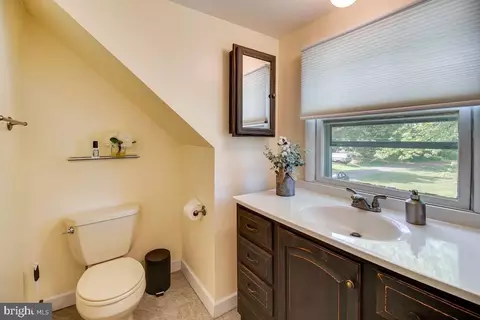Bath - 16434 Piney Point Rd, Piney Point, MD 20674 photo 2 of 2