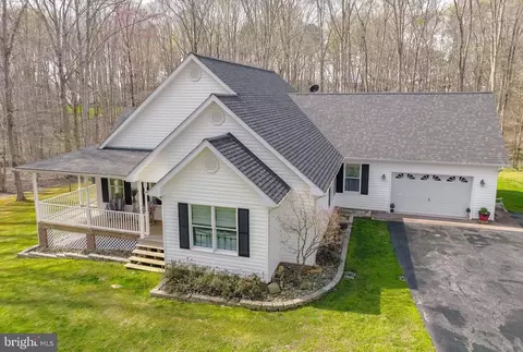 41935 Green Hills Ln, Leonardtown, MD 20650