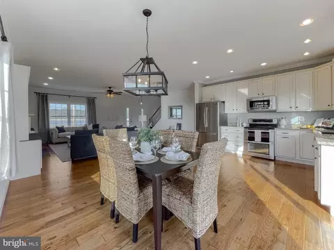 Dining - 16340 Piney Point Rd, Piney Point, MD 20674 photo 2 of 5