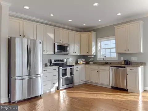 Kitchen - 16340 Piney Point Rd, Piney Point, MD 20674 photo 1 of 3