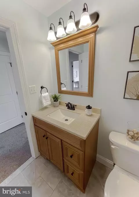 Bath - 16340 Piney Point Rd, Piney Point, MD 20674 photo 6 of 7