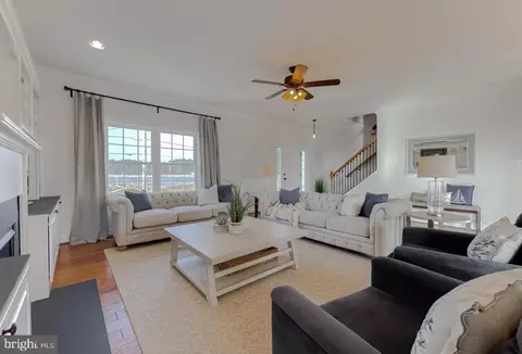 Living - 16340 Piney Point Rd, Piney Point, MD 20674 photo 2 of 8
