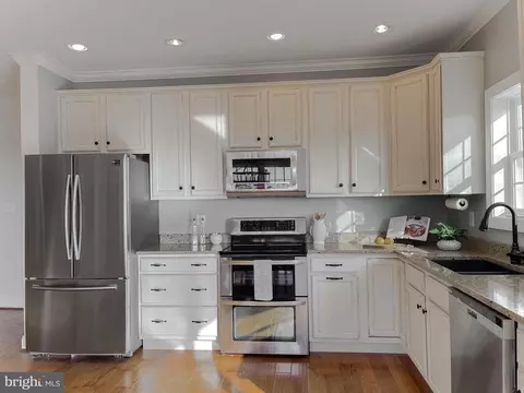 Kitchen - 16340 Piney Point Rd, Piney Point, MD 20674 photo 3 of 3