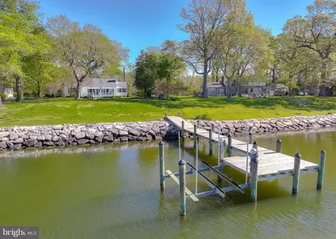 42403 Riverwinds Dr, Leonardtown, MD 20650