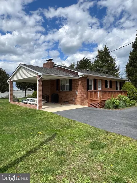 20545 Waterloo Ln, Avenue, MD 20609