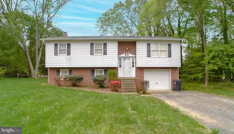 45251 Elmbrook Dr, California, MD 20619